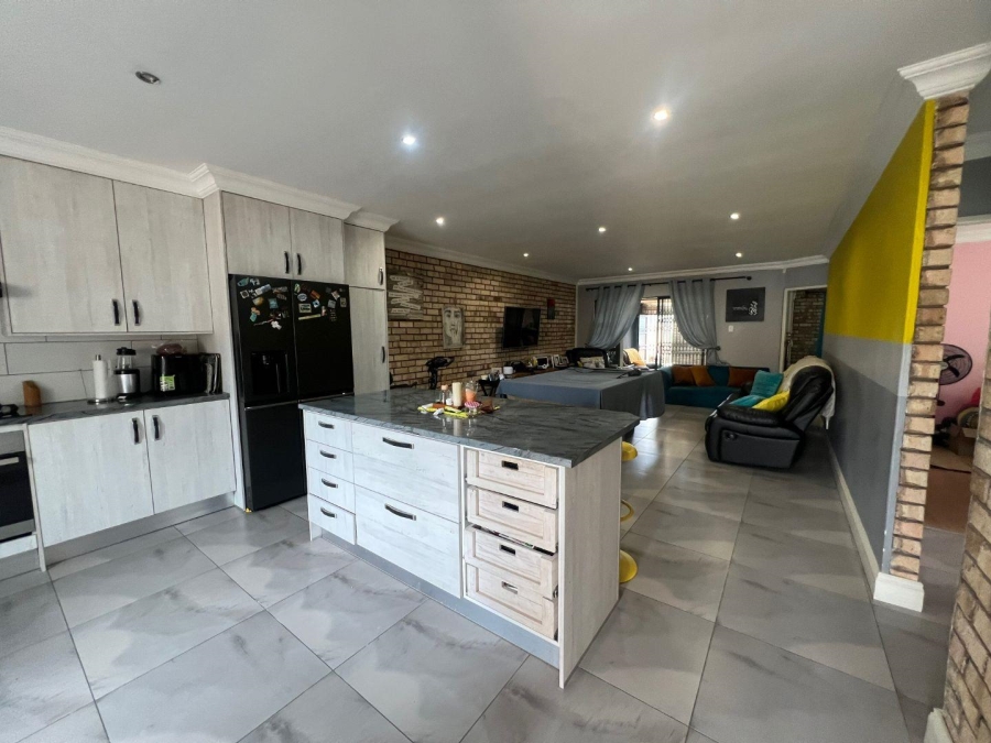 To Let 3 Bedroom Property for Rent in Newton Park Eastern Cape